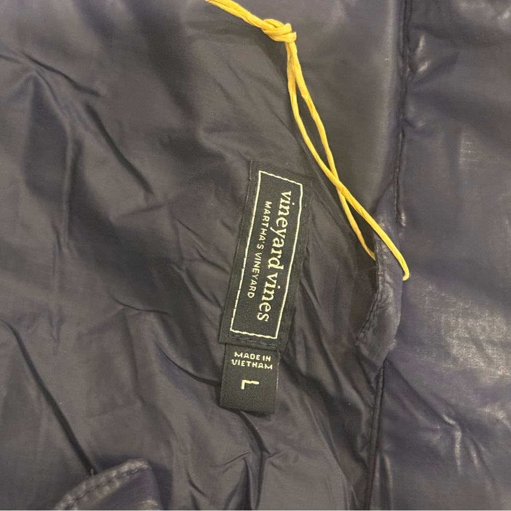 Vineyard Vines Packable Navy Puffer Vest - Head of the Charles Regatta Size L - Picture 6 of 6